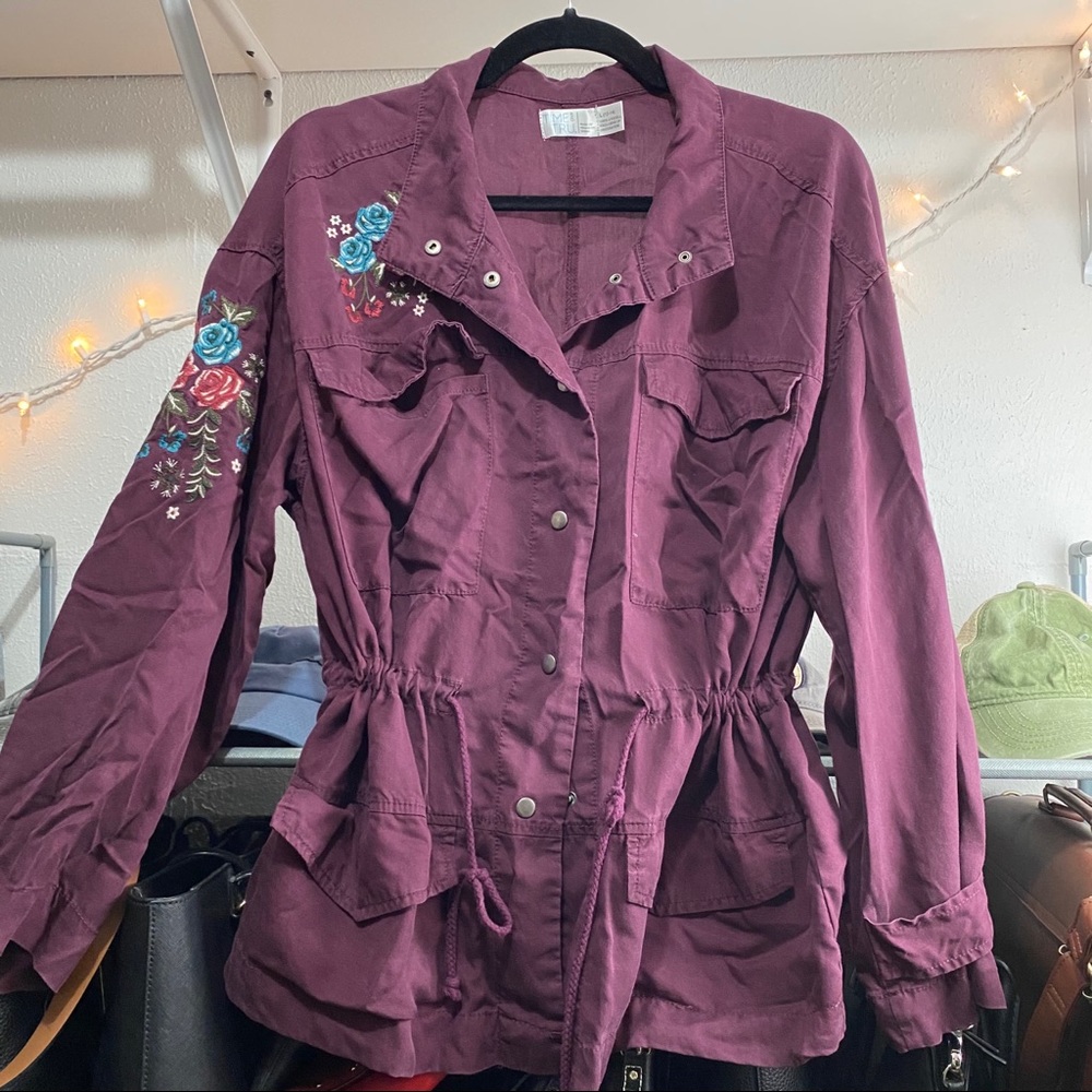Time and Tru light jacket floral embroidered